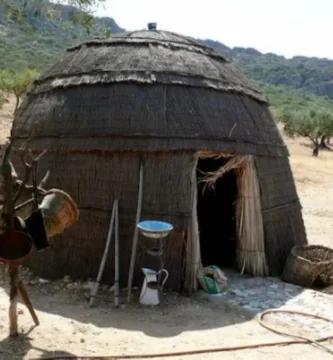 Chozos Extremeños: Un Tesoro Cultural en Peligro y la Fascinante Arquitectura Tradicional del Mundo